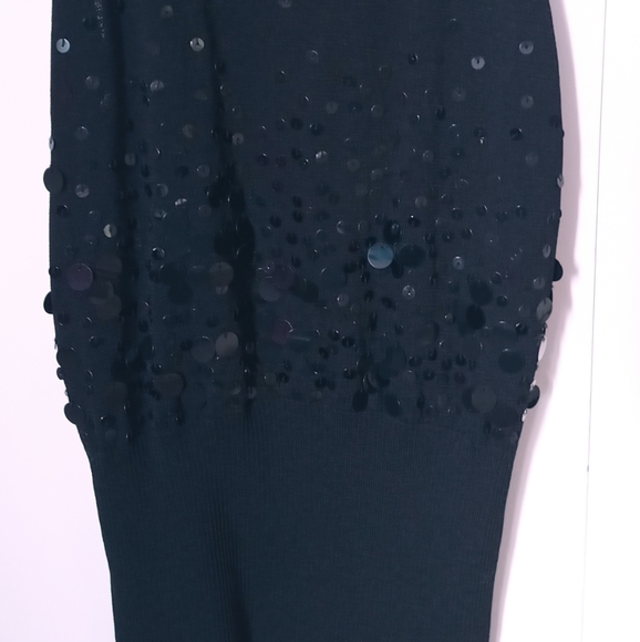 Digital sleeveless turtle neck top - Picture 2 of 5